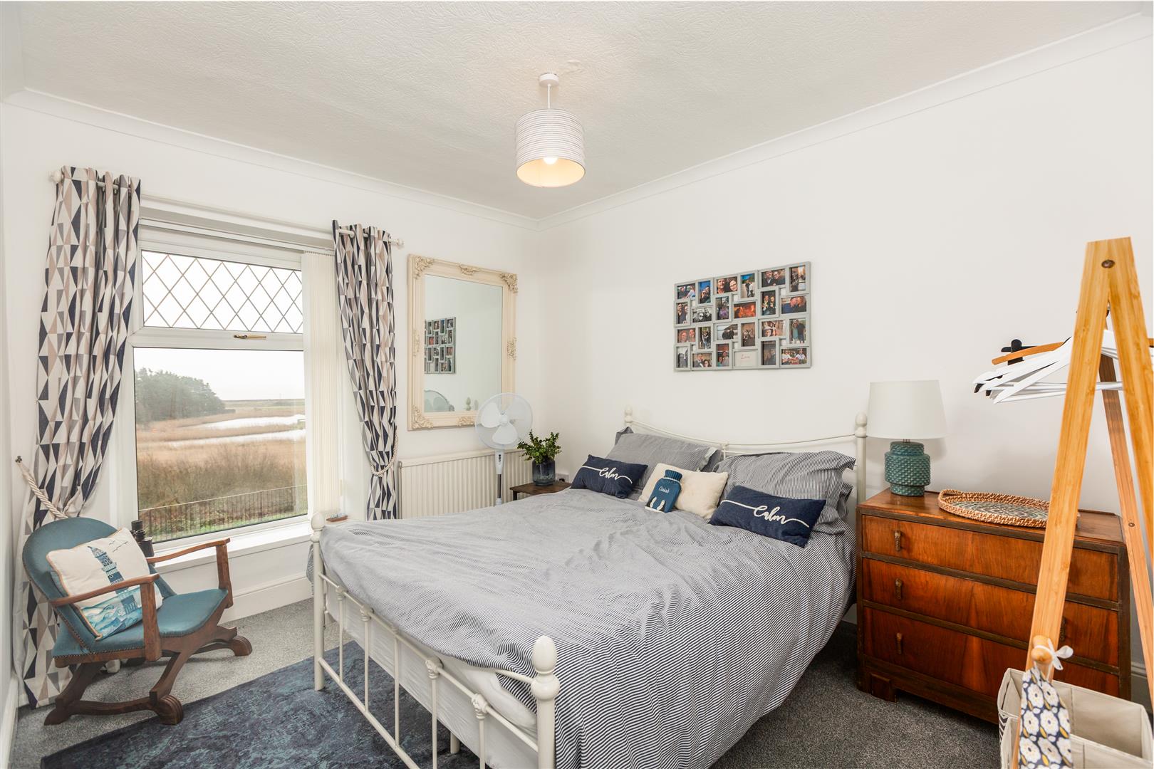 Pwll Road, Llanelli, SA15 4BG